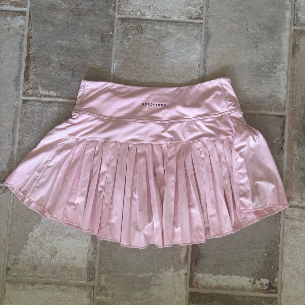 Goldhinge athletic skirt! Size Medium! Light pink! 🩷